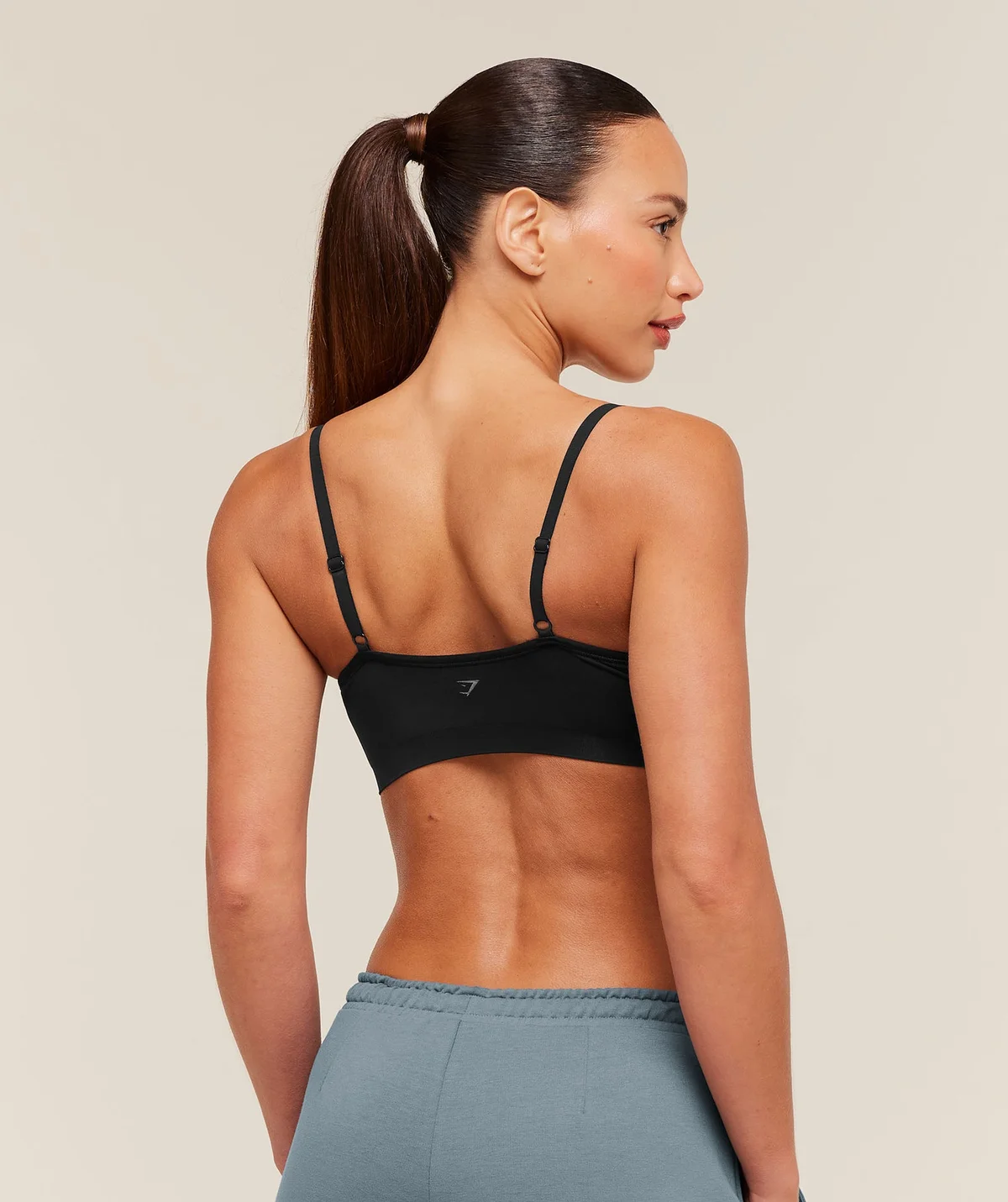 Top Deportivo V-Neck FeatherForm