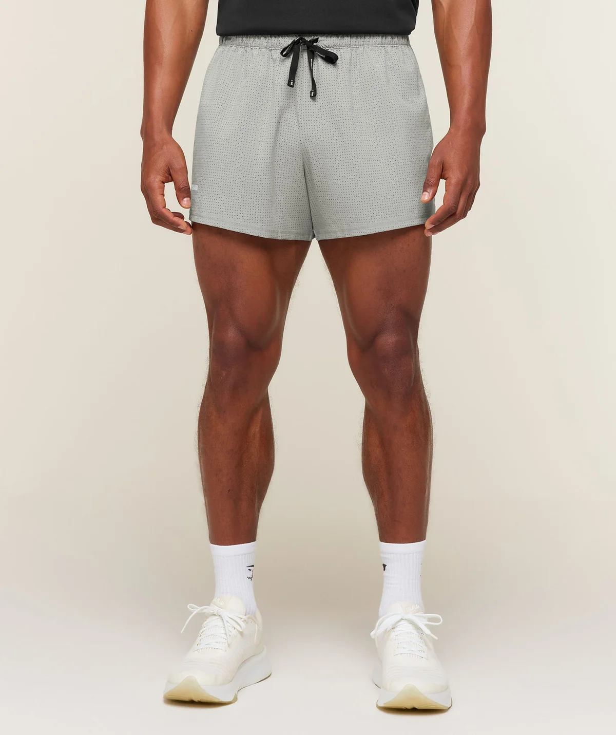 Shorts de Entrenamiento Train con Perforaciones - imagen 3