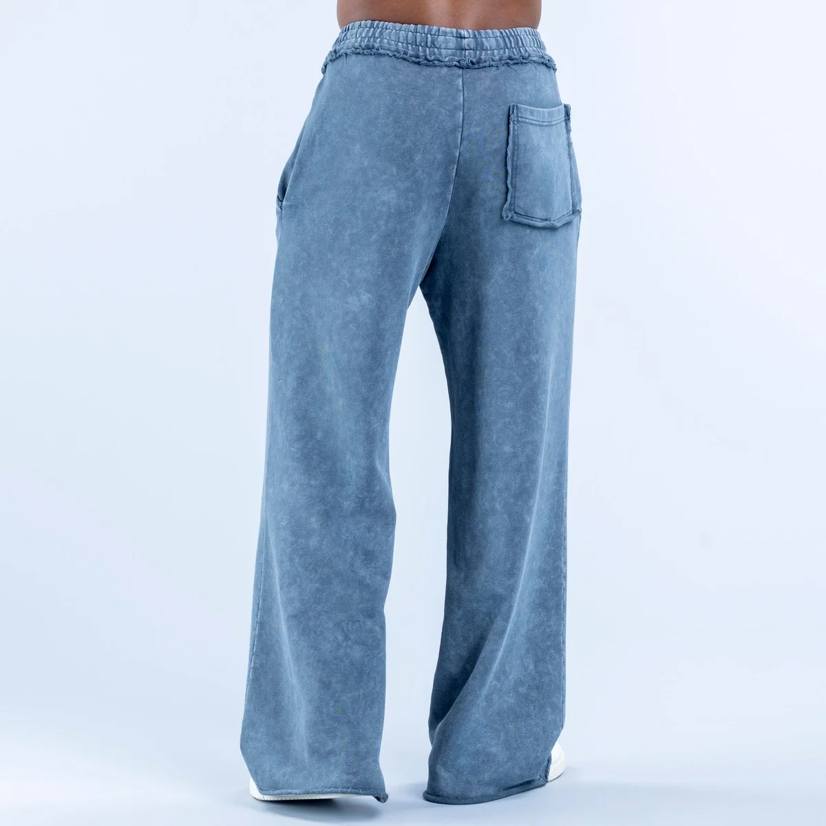 Pantalón Jogger Recharge con Acabado Lavado