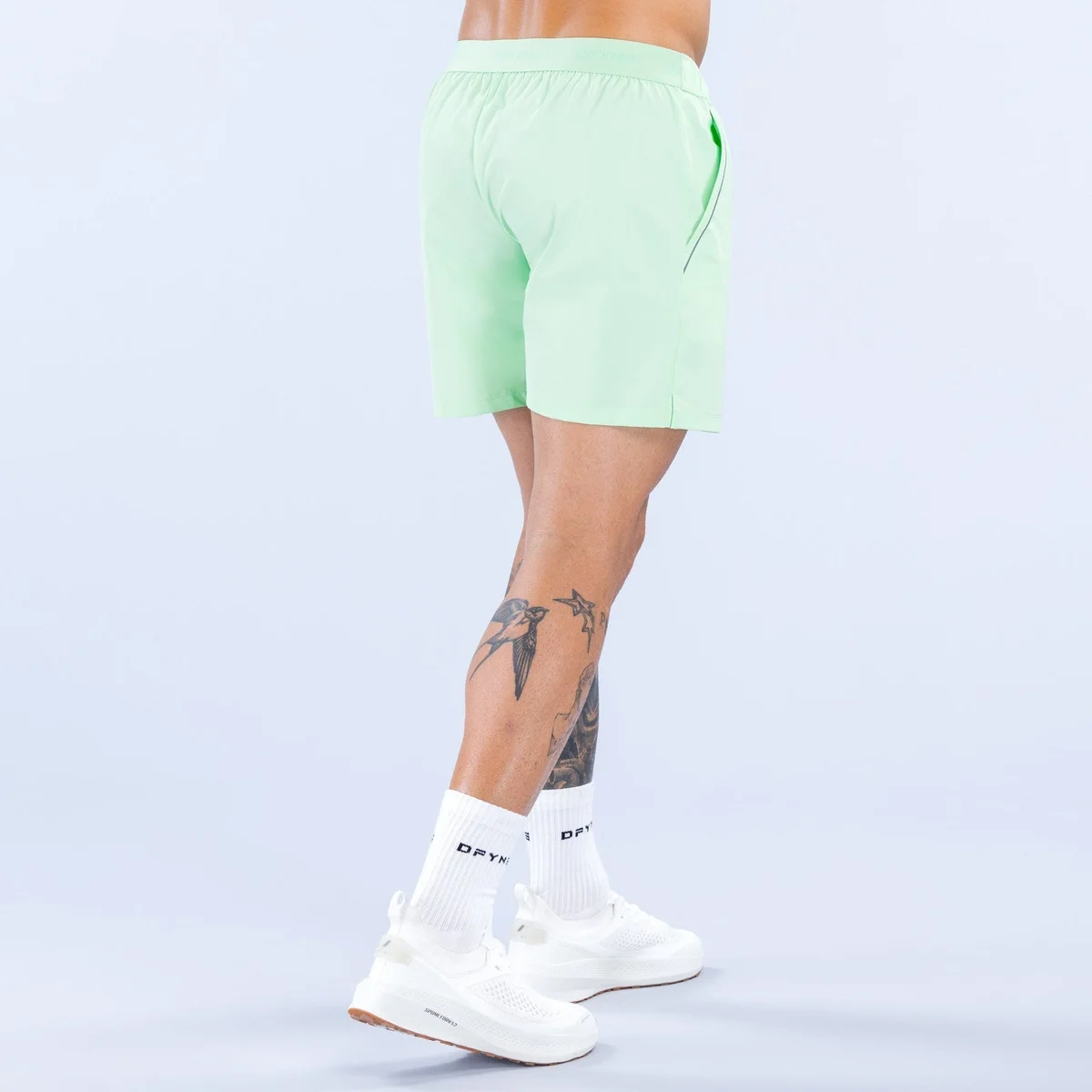Shorts de Entrenamiento Charge de 6 Pulgadas