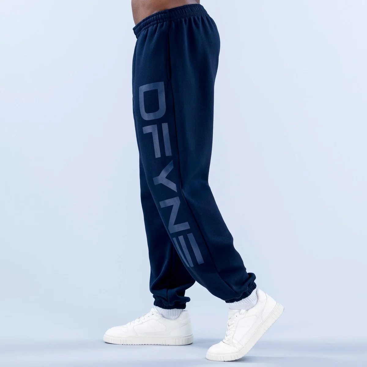 Pantalón Jogger Signature con Puños - imagen 4