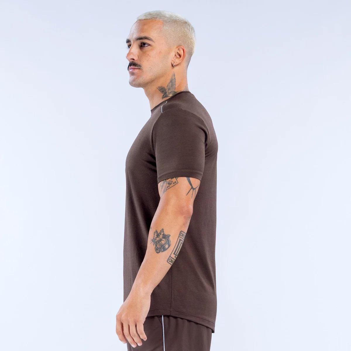 Camiseta Deportiva Charge