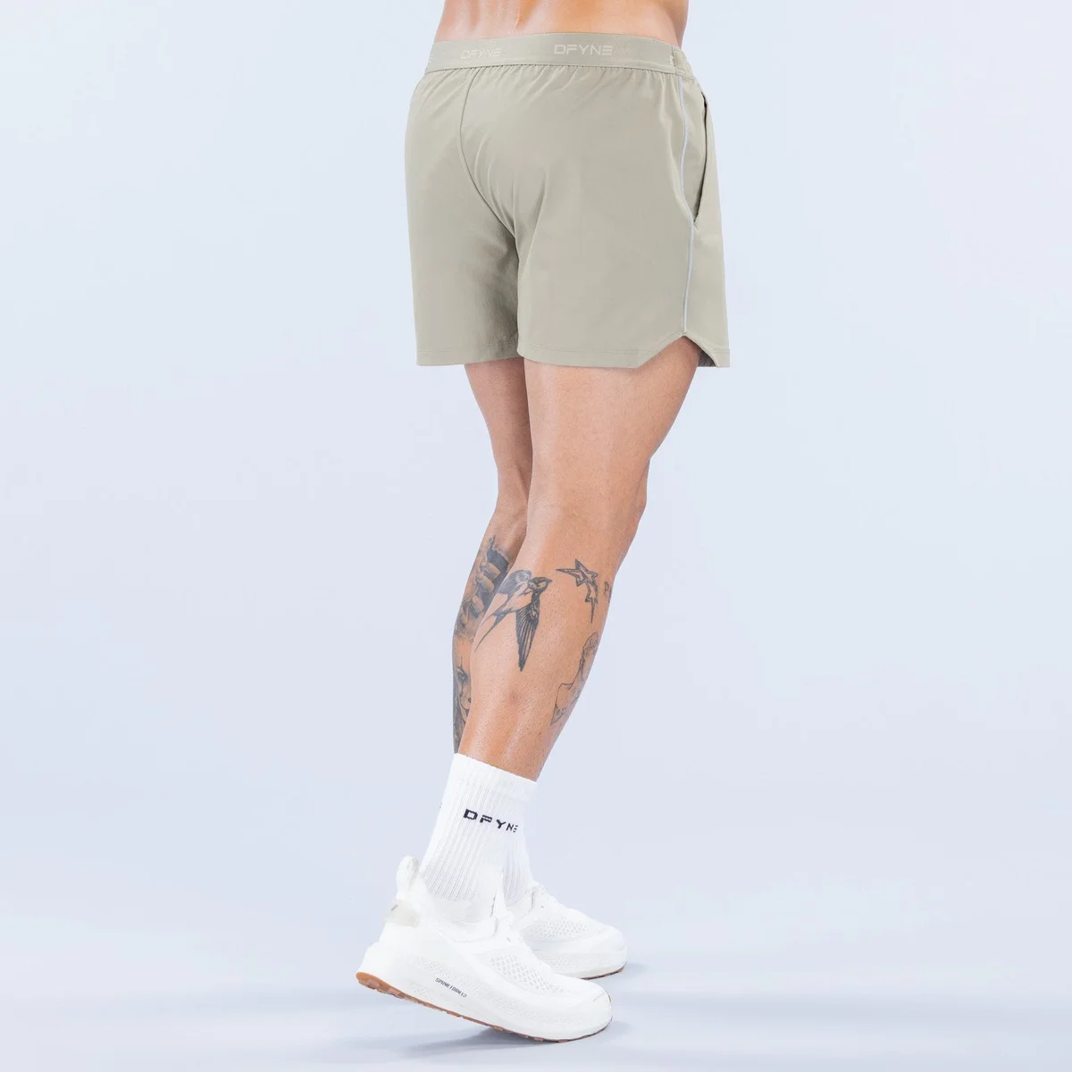 Shorts de Entrenamiento Charge de 4 Pulgadas