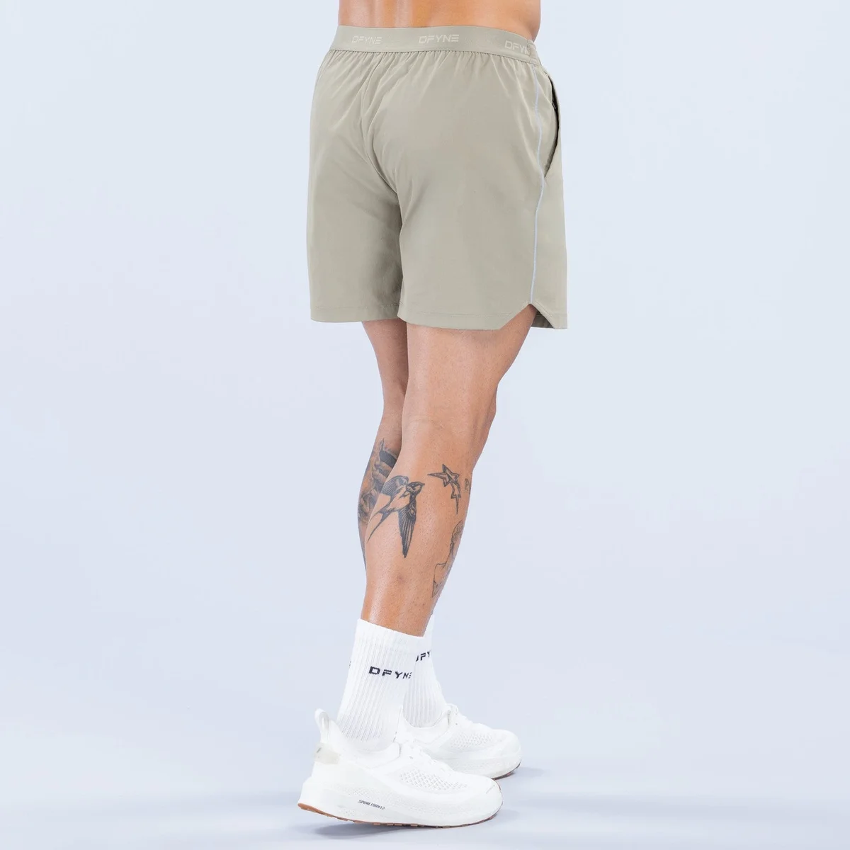 Shorts de Entrenamiento Charge de 6 Pulgadas