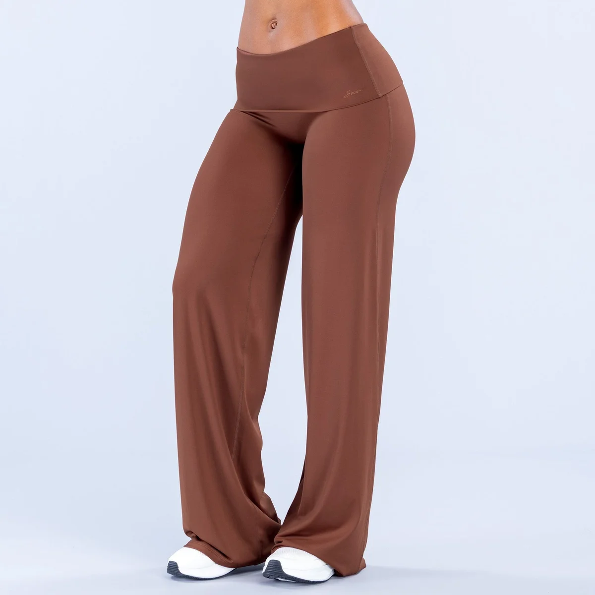 Pantalón Sav de Pierna Ancha y Cintura Doblada
