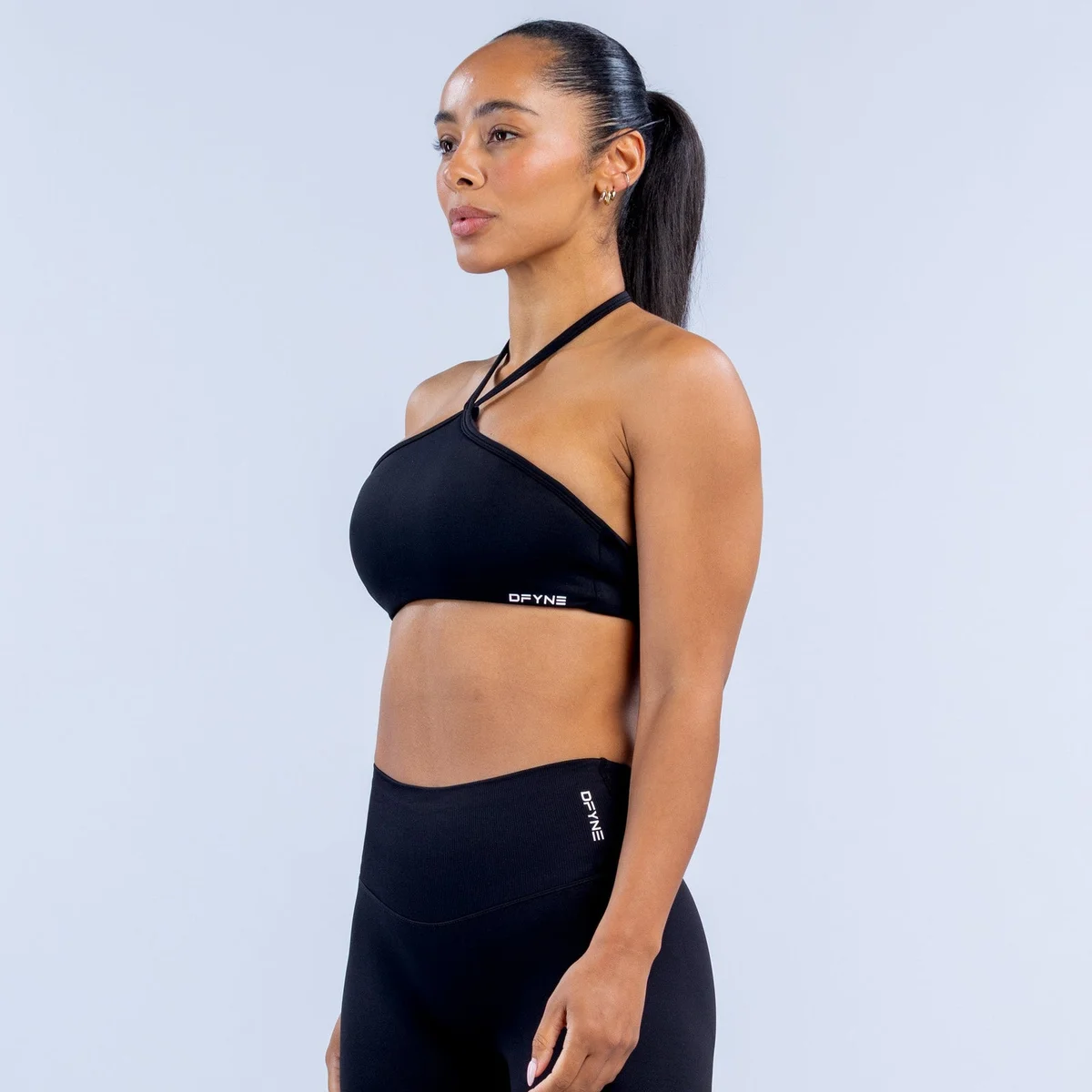 Top Deportivo Dynamic Halter de Cuello Alto - imagen 3