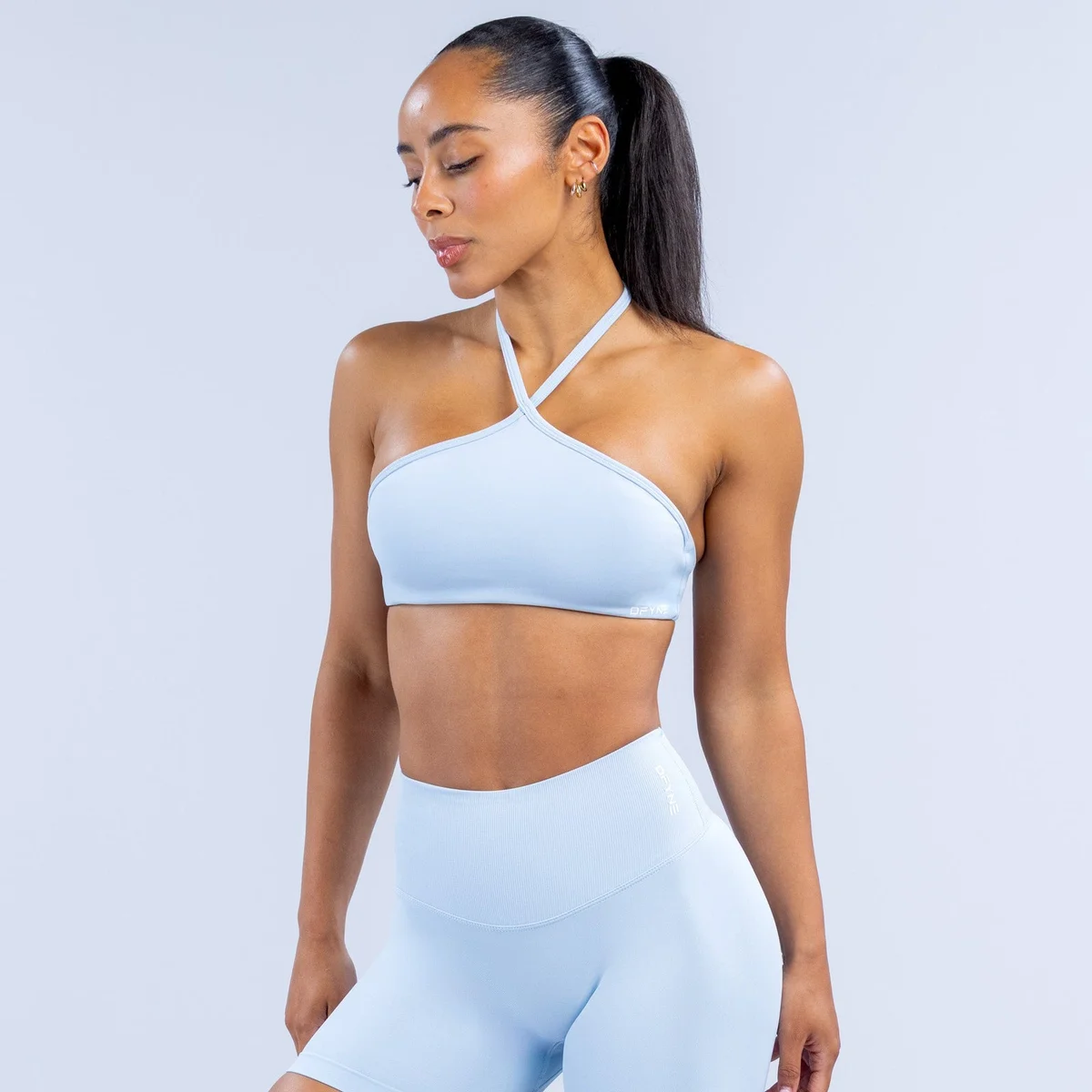Top Deportivo Dynamic Halter de Cuello Alto - imagen 3