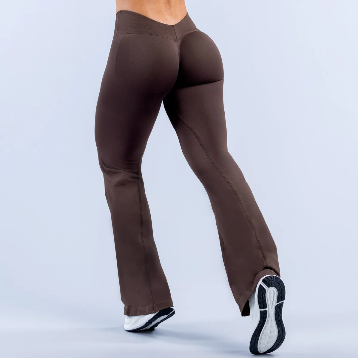 Pantalón Acampanado Dynamic de Cintura Posterior en V - imagen 3