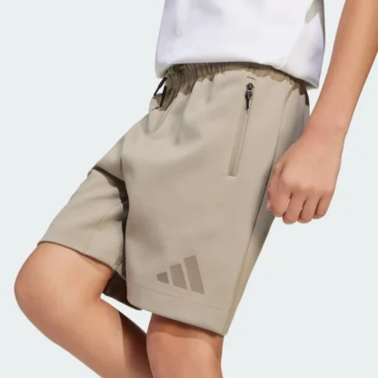 Shorts adidas Z.N.E. para niño - Imagen 4