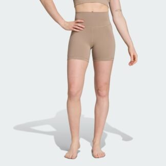 women’s  all me 5-inch short leggings